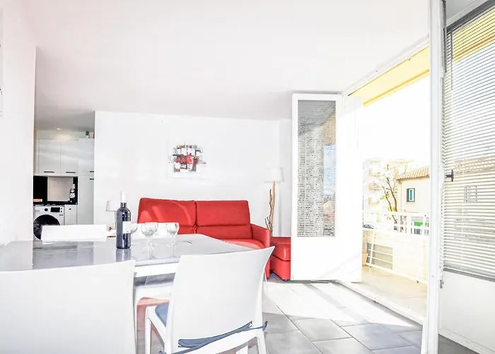 Front * Saint-Cyprien (Pyrenees-Orientales)